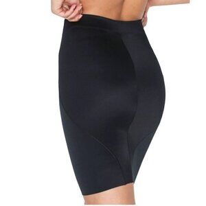 Spanx NWT Smartgrip 1/2 Slip Shapewear Black Size XS